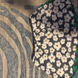 QUEEN OF SPARKLES Floral Mini Skirt in Navy and White